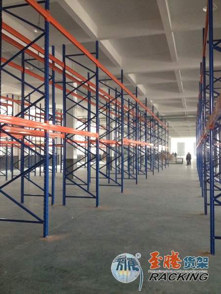 重型倉(cāng)庫(kù)貨架