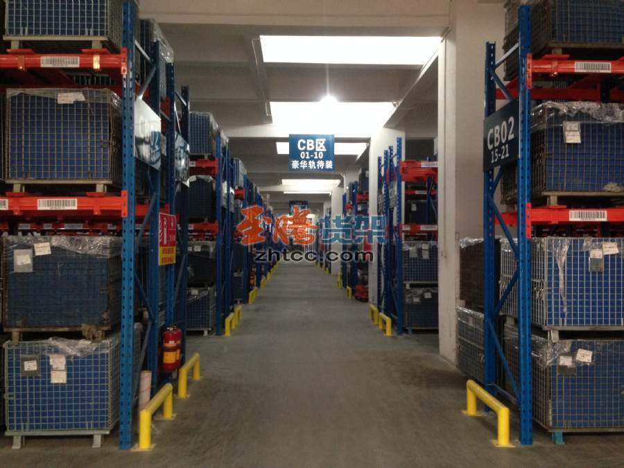 倉(cāng)儲(chǔ)籠上貨架